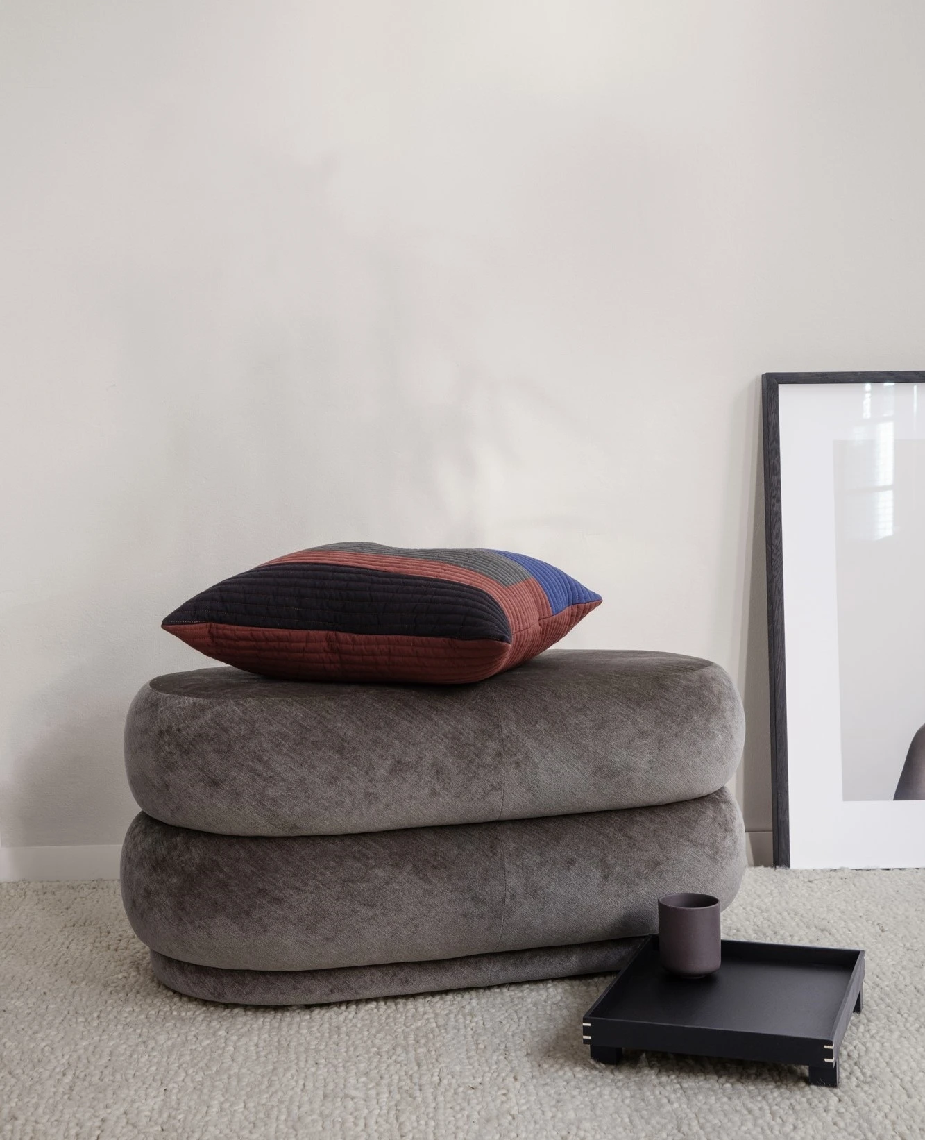 Ferm Living Oval Puf Faded Velvet Beige - Image 2