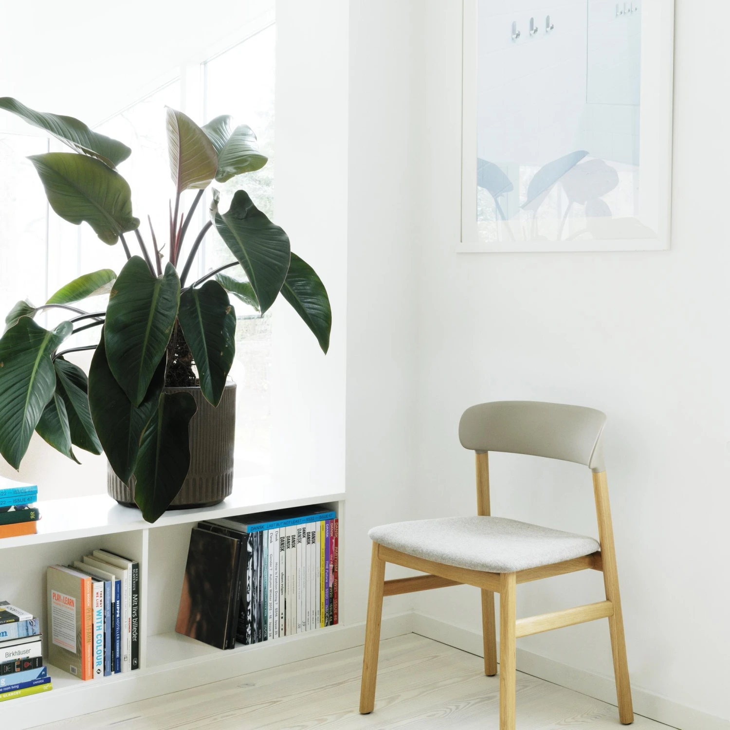 Normann Copenhagen Herit Dining Chair W. Armrests Smoked Oak/Sand - Image 10