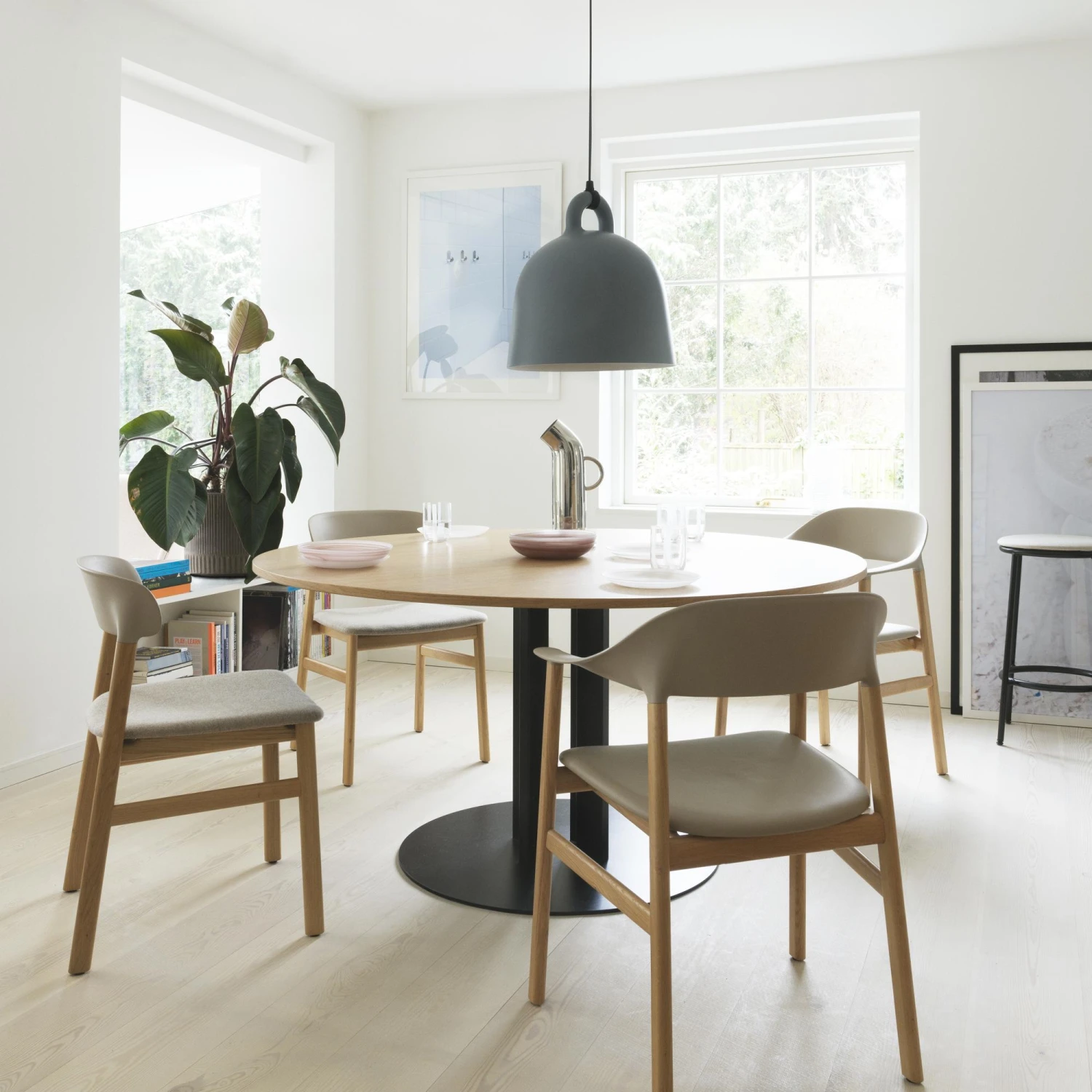 Normann Copenhagen Herit Dining Chair W. Armrests Smoked Oak/Sand - Image 8