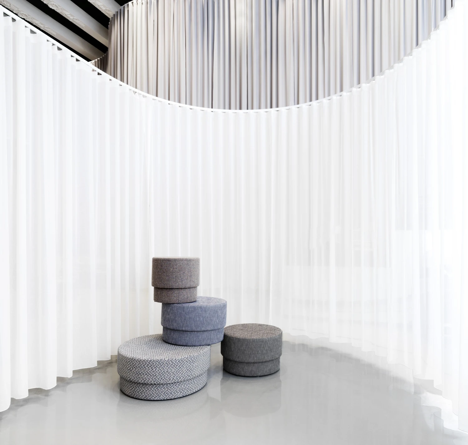 Normann Copenhagen Silo Pouf Large Piazza Gray/ Wynwood 10 - Image 4