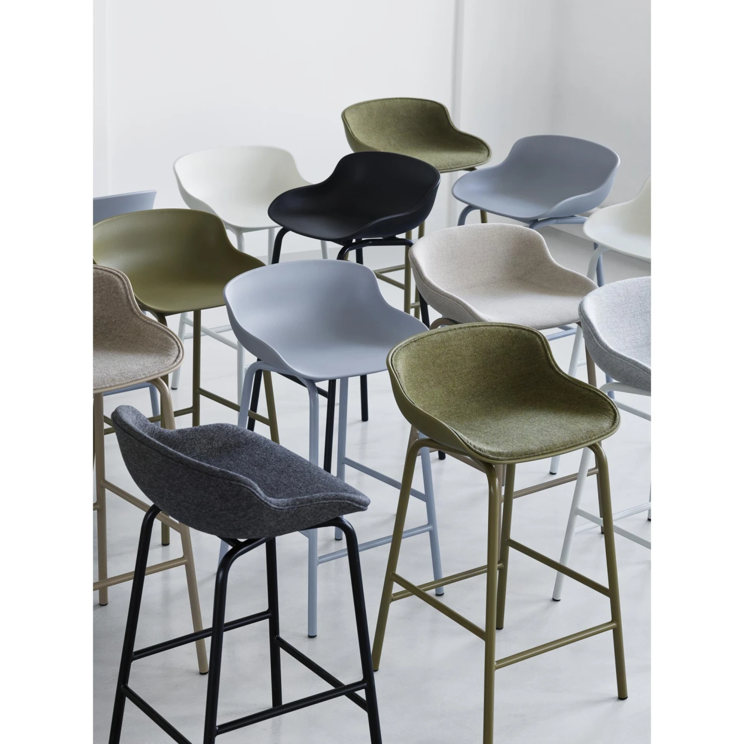 Normann Copenhagen Hyg Barstol H75 Sand - Image 3