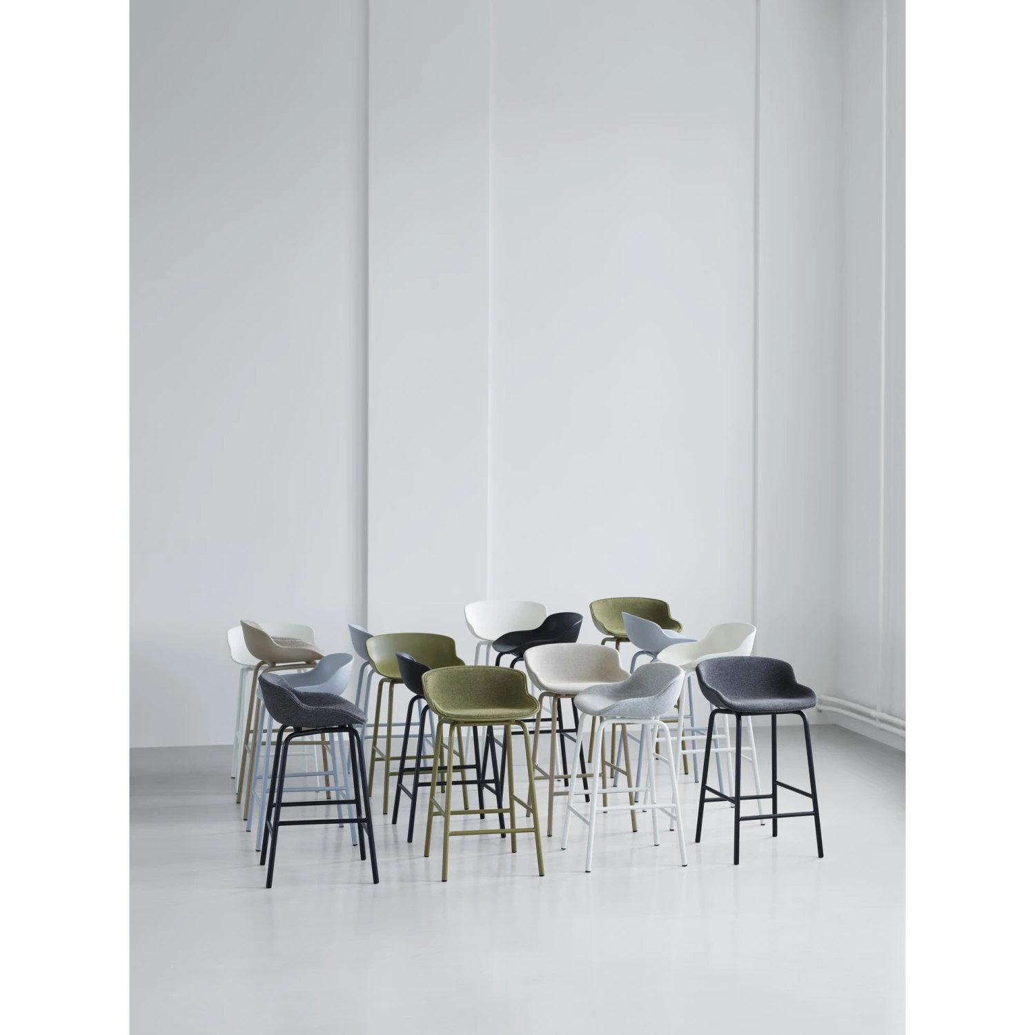 Normann Copenhagen Hyg Barstol H75 Sand - Image 4