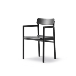 Fredericia Furniture Post Dining Chair W. Armrests Black