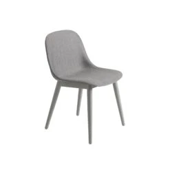Muuto Fiber Dining Chair W. Wood Base Upholstered Remix 133/Gray