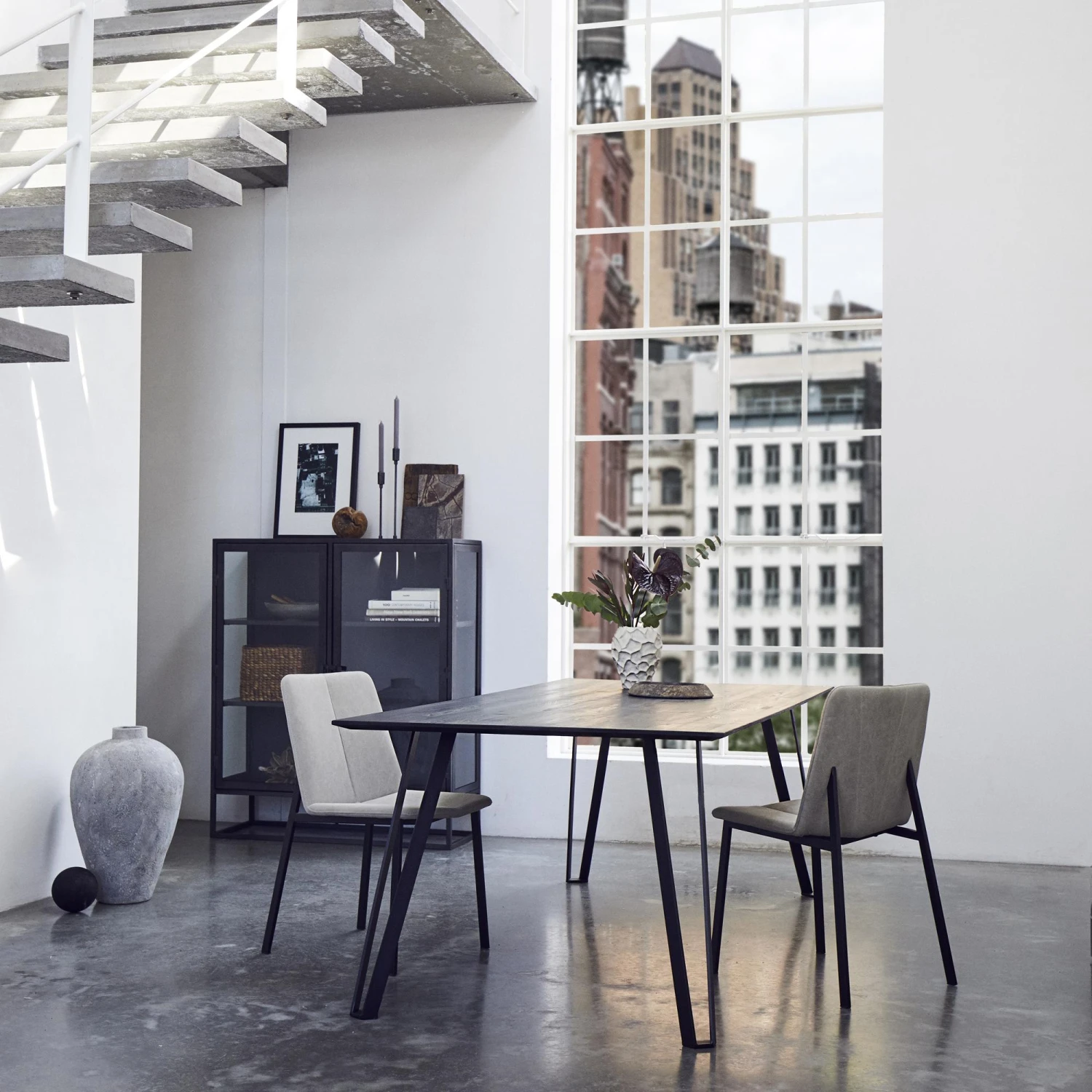 Muubs Chamfer Dining Chair Desert/ Black - Image 6